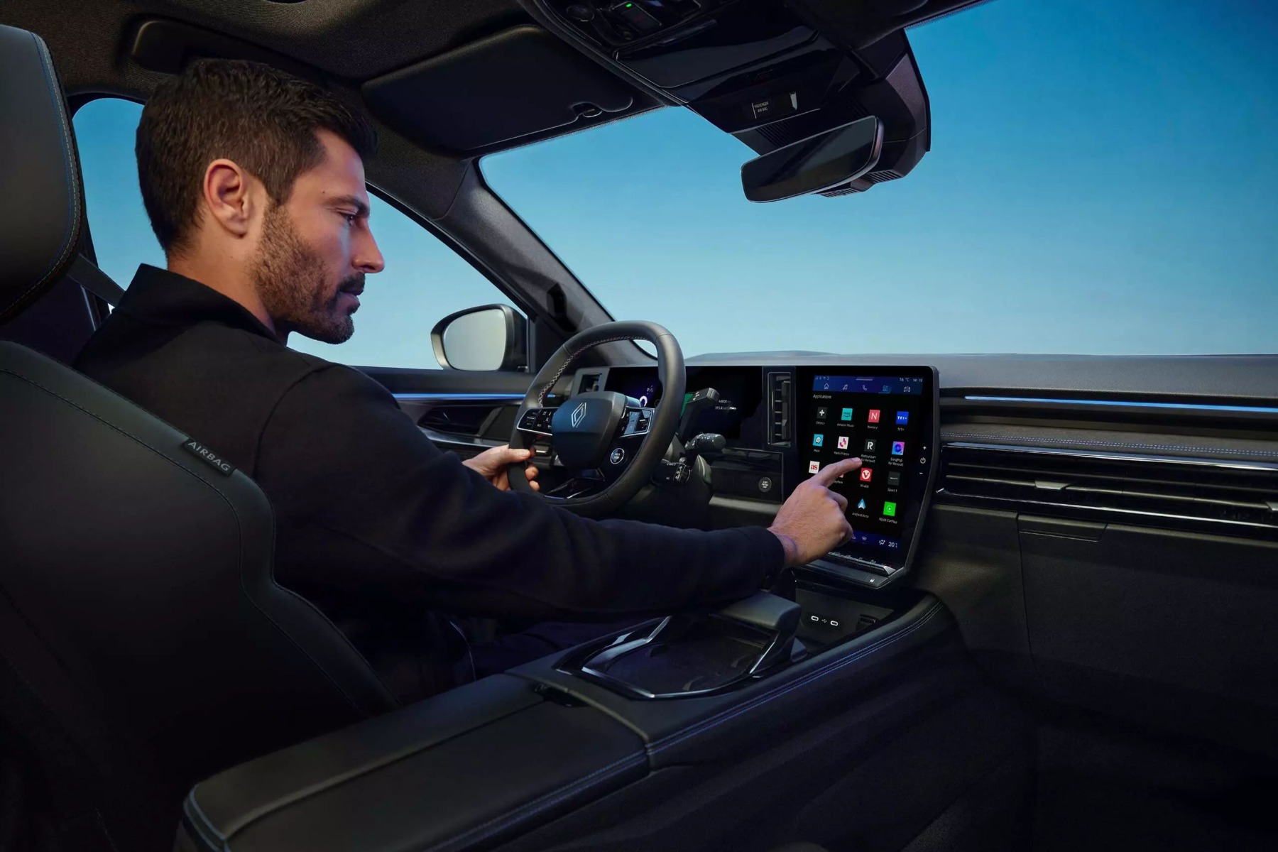 Technologie Avancée : openR link avec Google et Services Renault