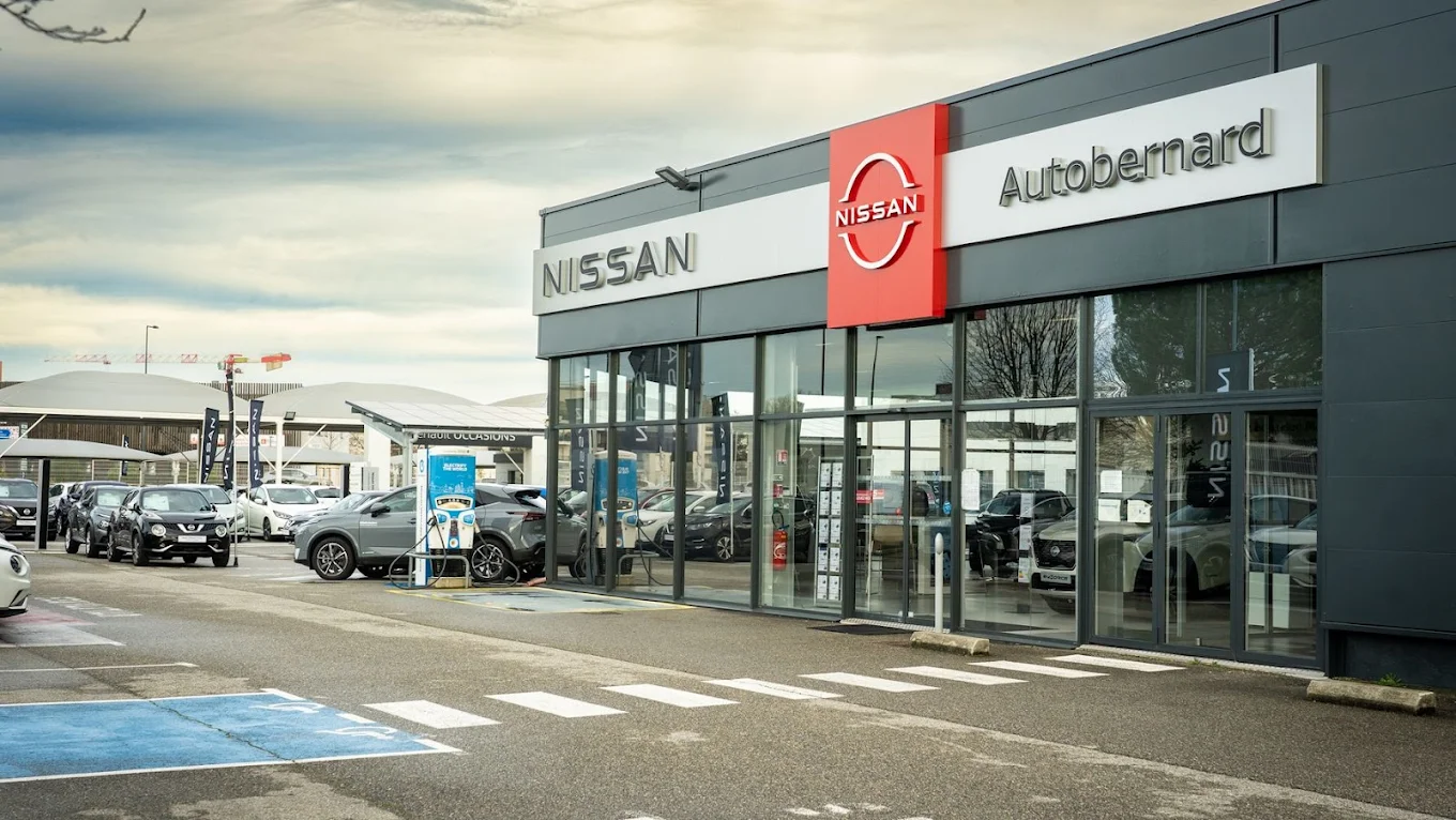nissan-valence-autobernard